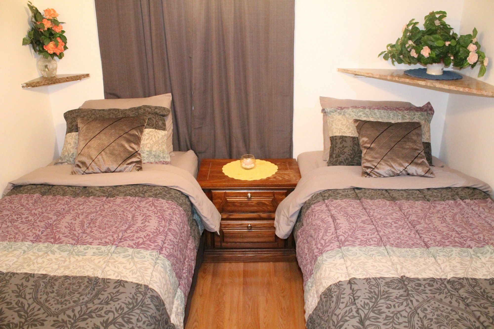 Apartment Adib - 2077 Walkley Rd