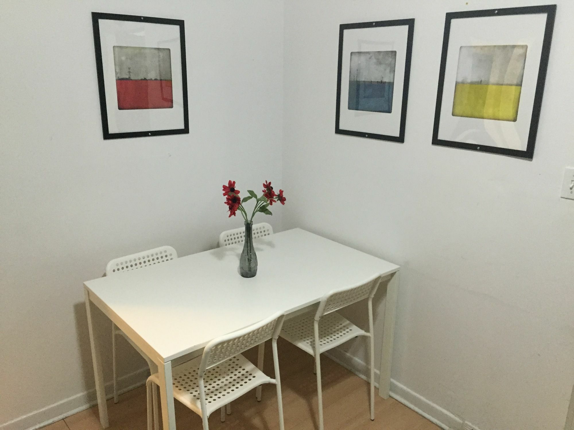Adib - 2077 Walkley Rd Apartment *